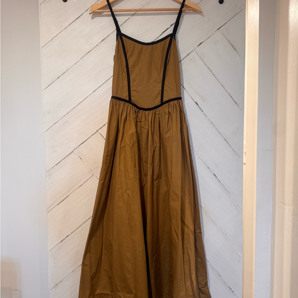 Moon River Tan Maxi Dress with Black Trim